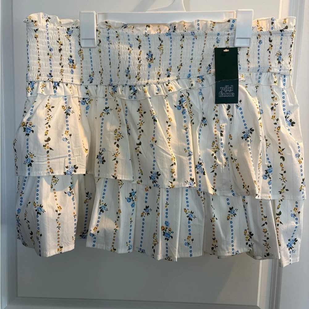 Wild Fable Floral Tiered Mini Skirt in Cream and Blue - Picture 3 of 5